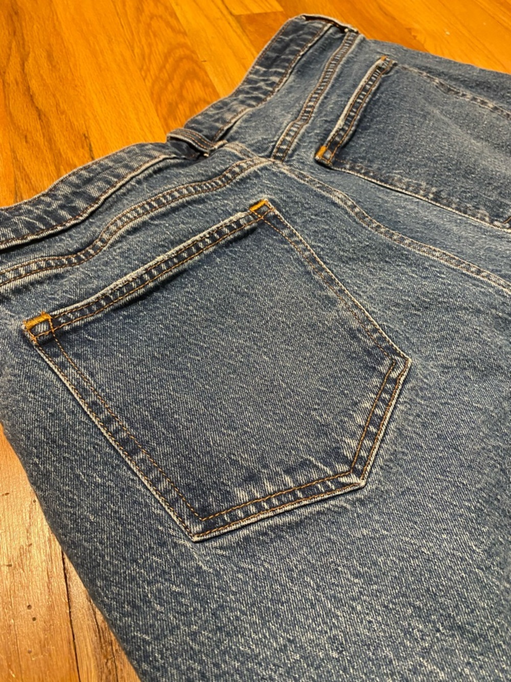 Abercrombie & Fitch Light Blue High-Rise Jeans - Curve Love Line
